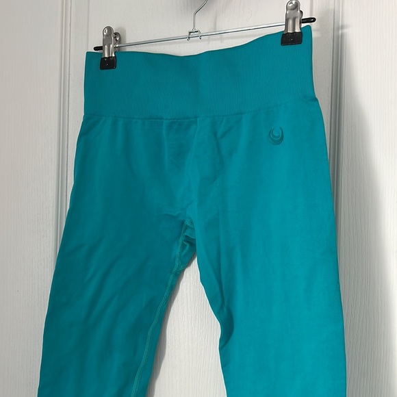 LAZULI LABEL leggings. OG - Picture 2 of 2